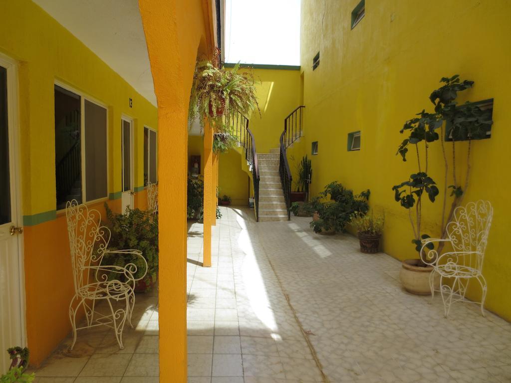 Hotel Maria Esther Matehuala Exterior photo